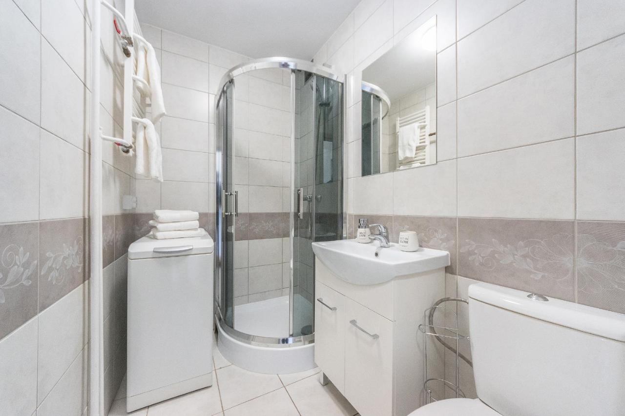 Glow Apartments, Apartament Kolobrzeska Gdaňsk Exteriér fotografie