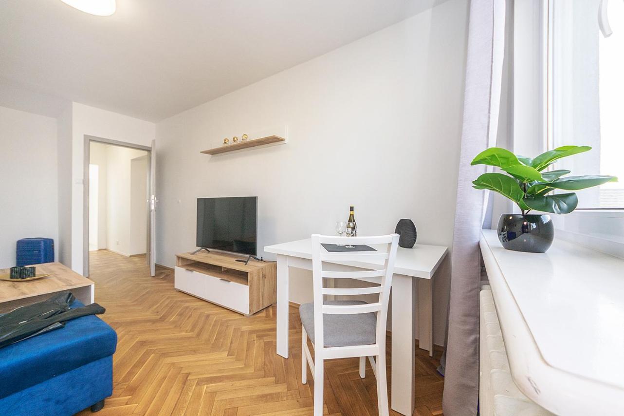 Glow Apartments, Apartament Kolobrzeska Gdaňsk Exteriér fotografie